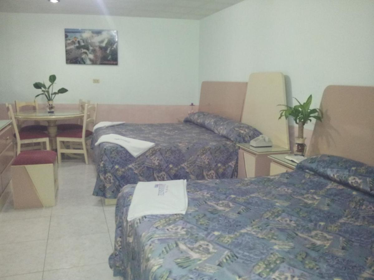 Hotel Diamante Inn Uriangato Exteriér fotografie